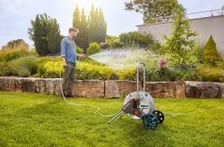 GARDENA Slangenwagen Metaal AquaRoll M Set (20m) 9 GARDENA Slangenwagen Metaal AquaRoll M Set (20m) -Tuinartikelen Winkel gardena slangenwagen metaal aquaroll m set 20m 1619704840 l