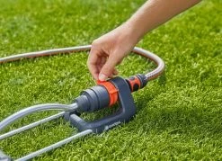 GARDENA Zwenksproeier Aqua S - 90-220m2 -Tuinartikelen Winkel gardena zwenksproeier aqua s 90 220m2 1619704740 l